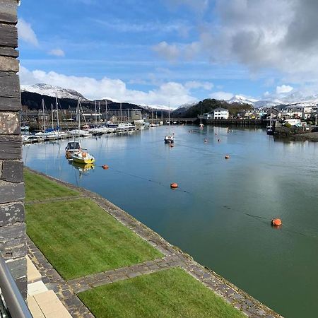 Portmadog, Oakley Wharf Apartment พอร์ทแมด็อก ภายนอก รูปภาพ