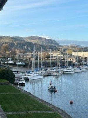 Portmadog, Oakley Wharf Apartment พอร์ทแมด็อก ภายนอก รูปภาพ