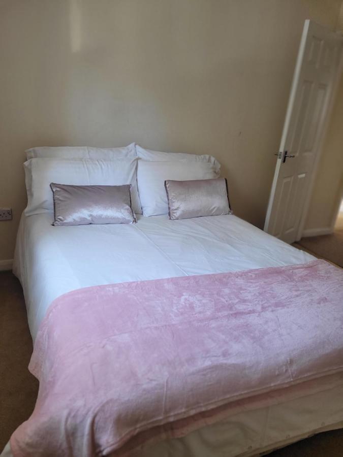 Portmadog, Oakley Wharf Apartment พอร์ทแมด็อก ภายนอก รูปภาพ