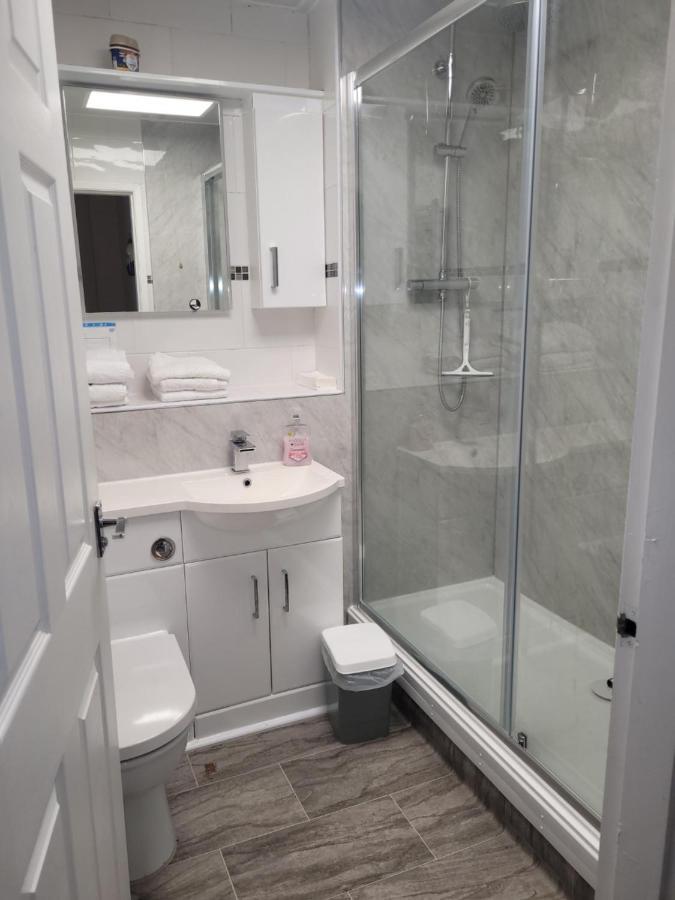 Portmadog, Oakley Wharf Apartment พอร์ทแมด็อก ภายนอก รูปภาพ
