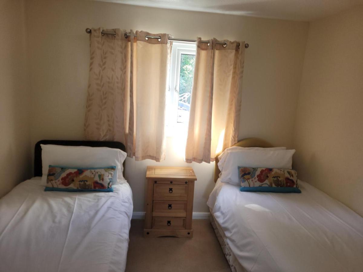 Portmadog, Oakley Wharf Apartment พอร์ทแมด็อก ภายนอก รูปภาพ